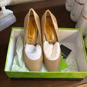 Sam Edelman Classic Tan Heels